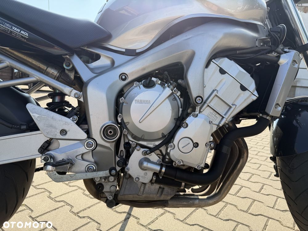 Yamaha FZ6 - 9