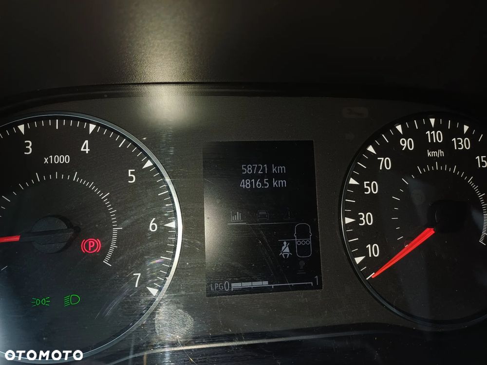 Dacia Sandero - 13