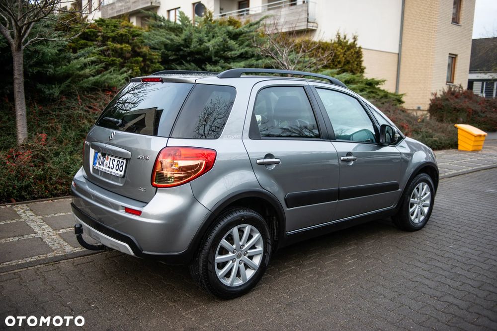 Suzuki SX4 1.6 VVT 4x4 Comfort - 11