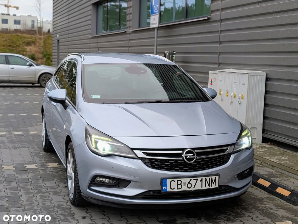 Opel Astra 1.6 CDTI Dynamic - 12