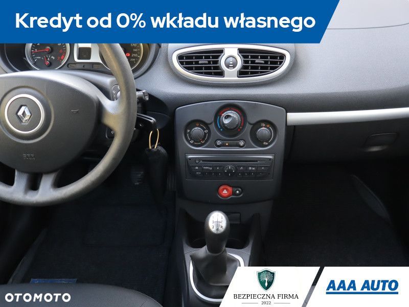 Renault Clio - 13