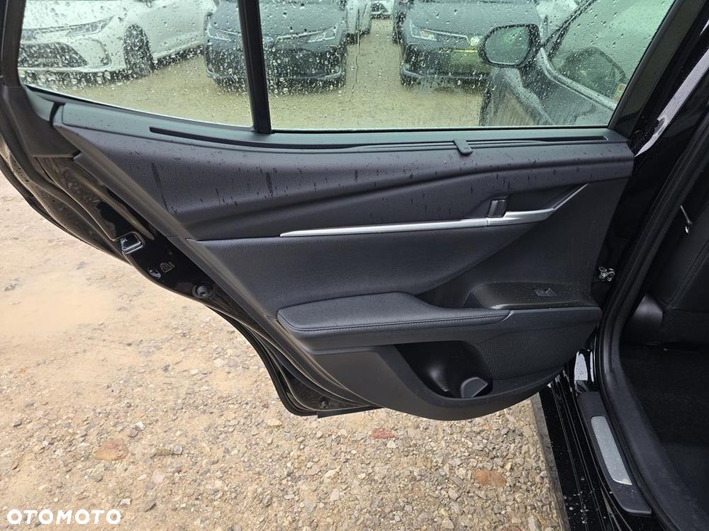 Toyota Camry 2.5 Hybrid Dynamic Force Prestige e-CVT - 8