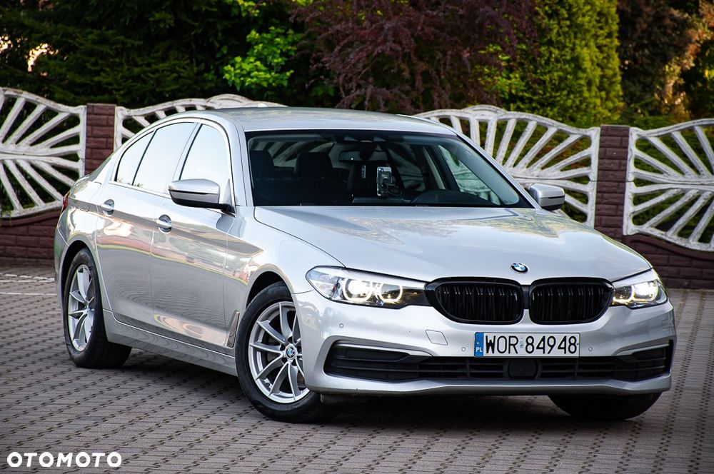 BMW Seria 5 520d Luxury Line - 8