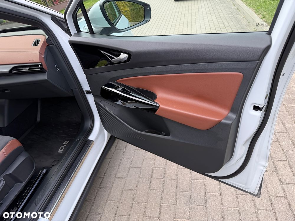 Volkswagen ID.5 77kWh Pro Performance - 18