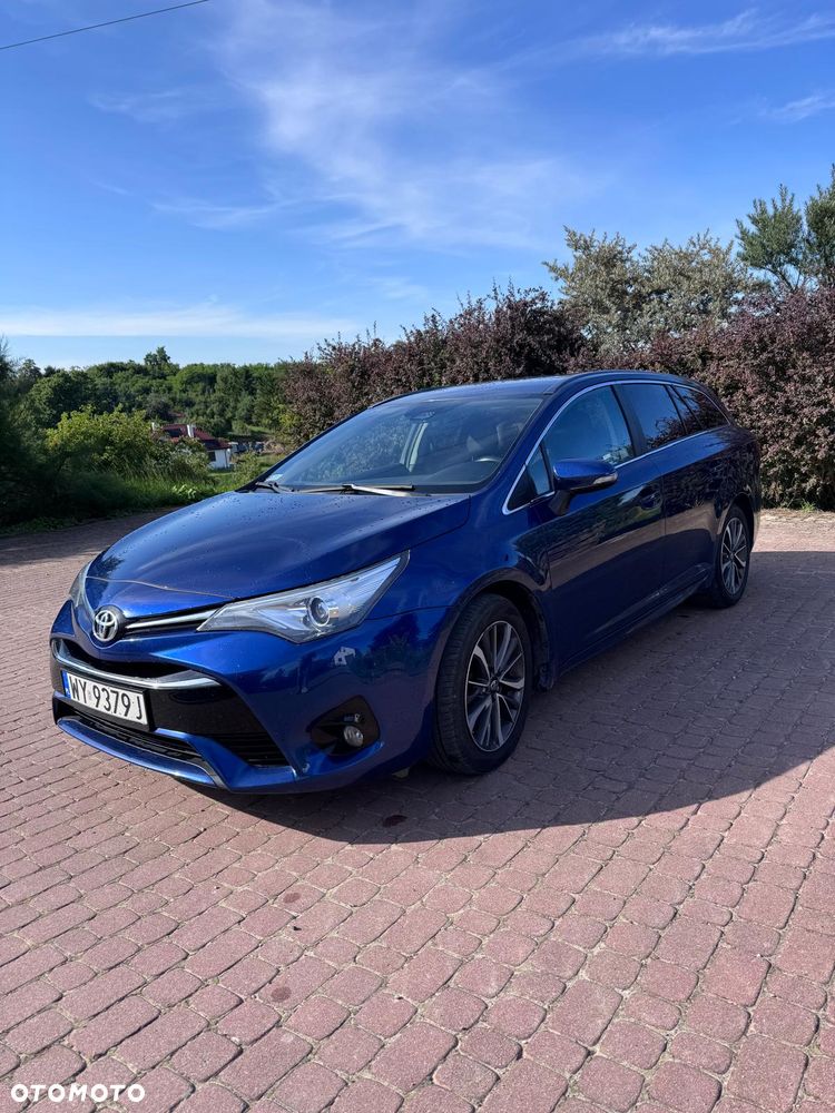 Toyota Avensis 2.0 D-4D Premium - 1