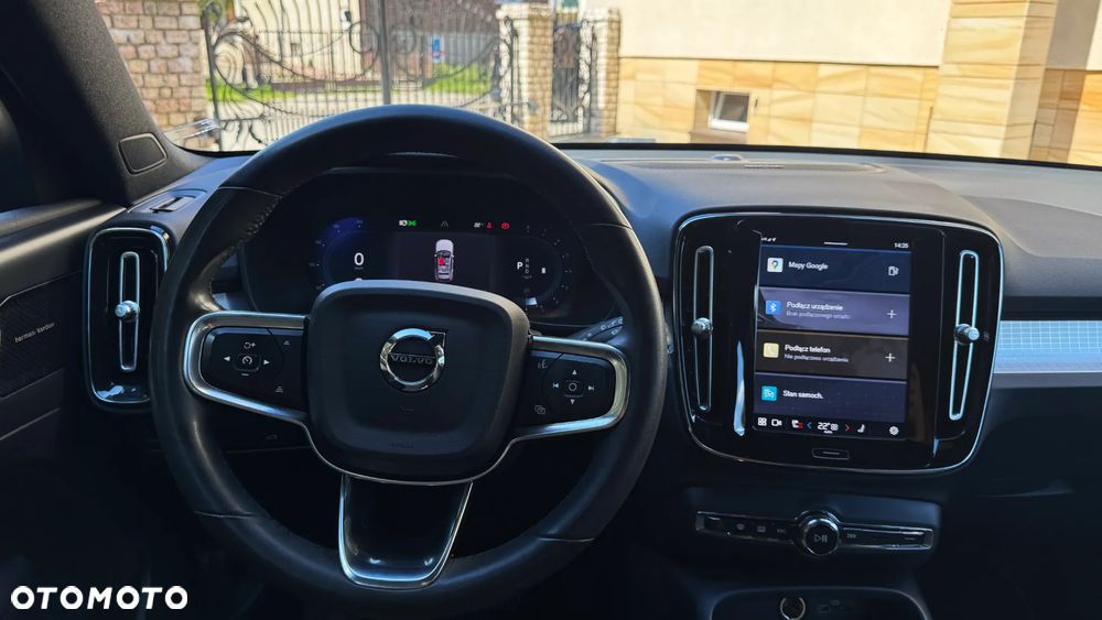 Volvo XC 40 B3 B DKG Plus Black Edition - 24
