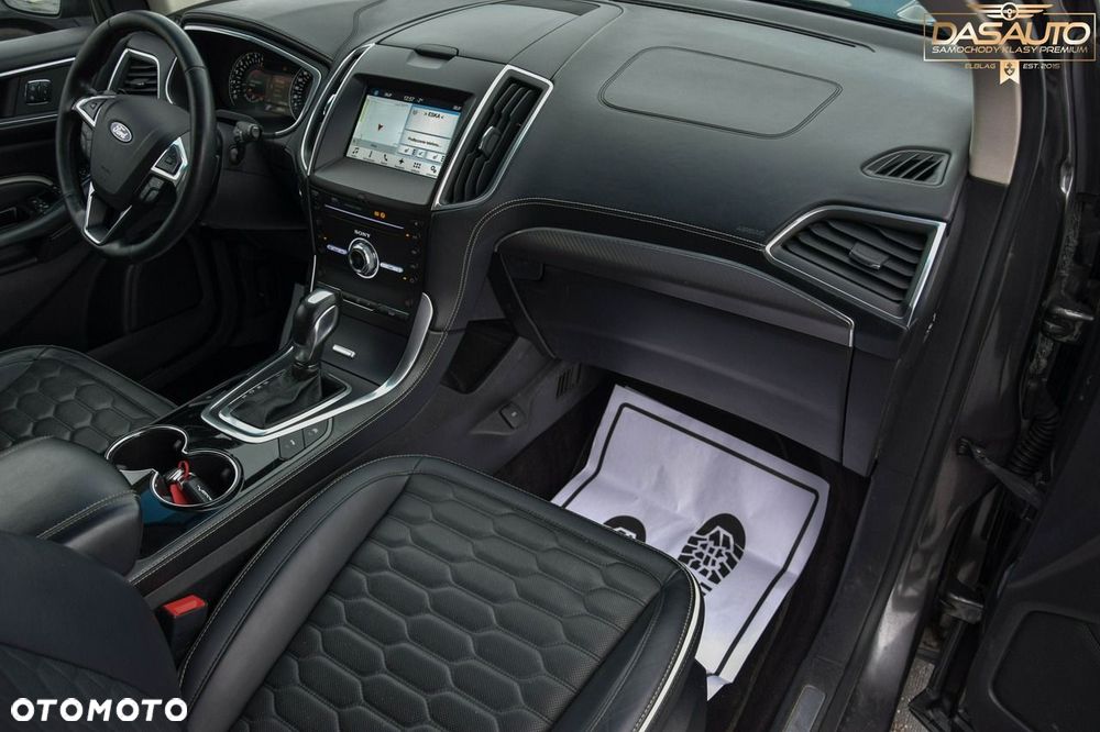 Ford Edge 2.0 TDCi Bi-Turbo 4x4 Vignale - 36