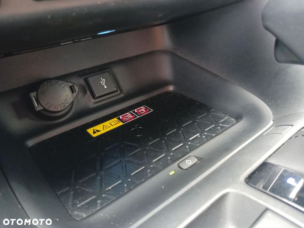 Toyota RAV4 2.5 Hybrid Selection 4x2 - 30