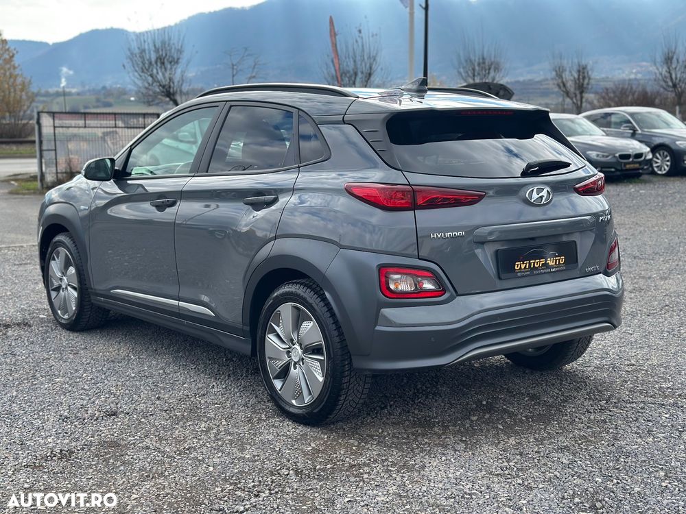 Hyundai KONA EV Premium - 6