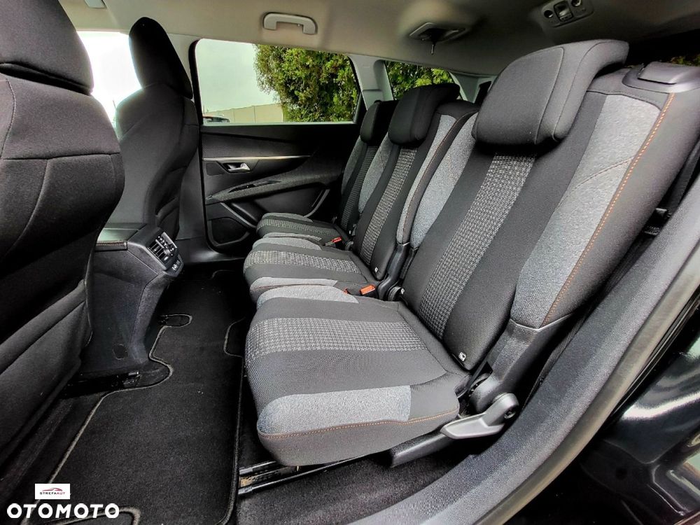 Peugeot 5008 - 6