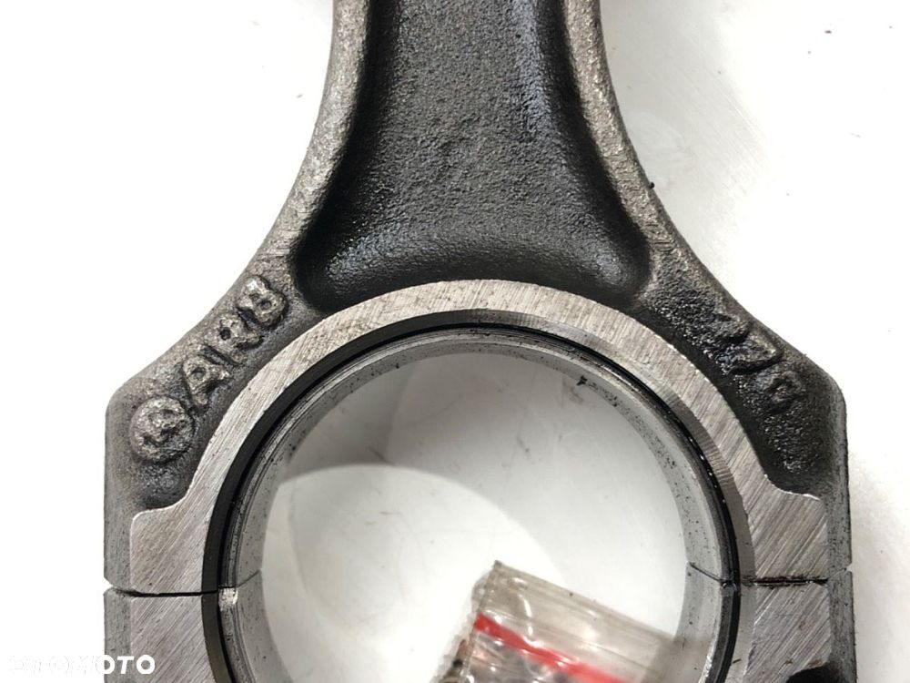 TŁOK Z KORBOWODEM  MICROCAR M8 M8 LDW442 31642 - 4