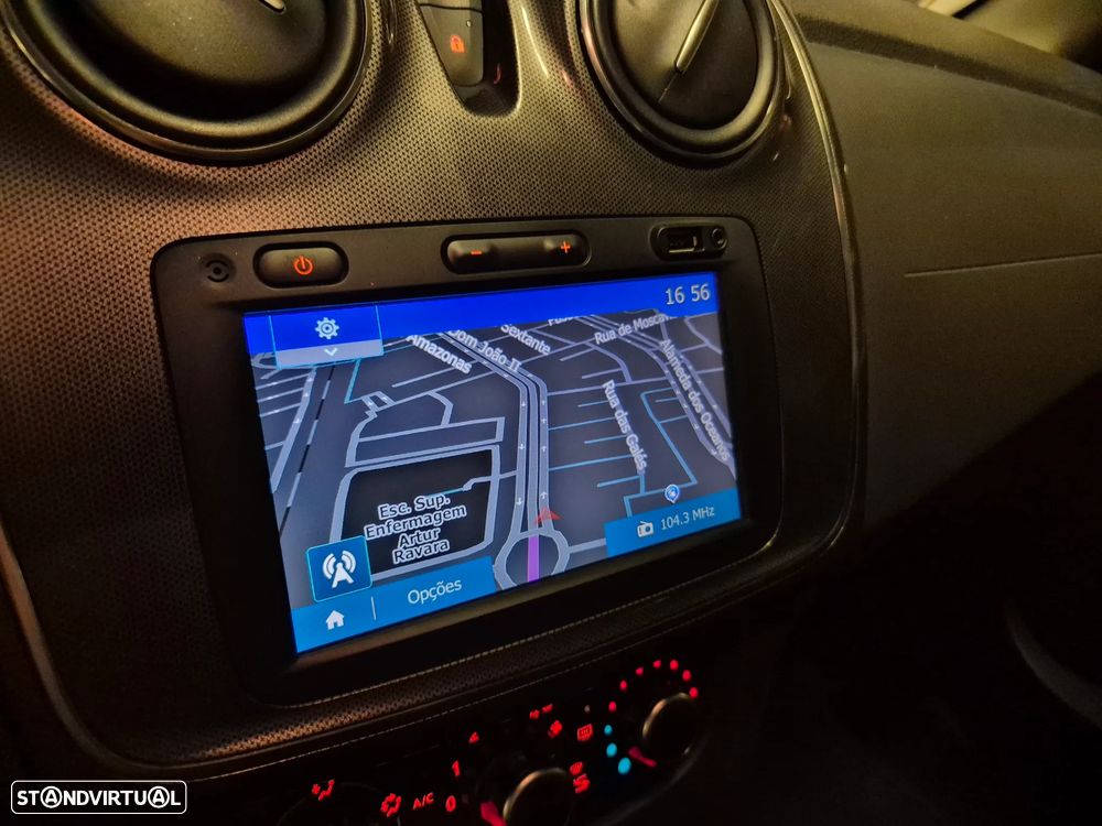 Dacia Sandero 0.9 TCe Stepway - 18