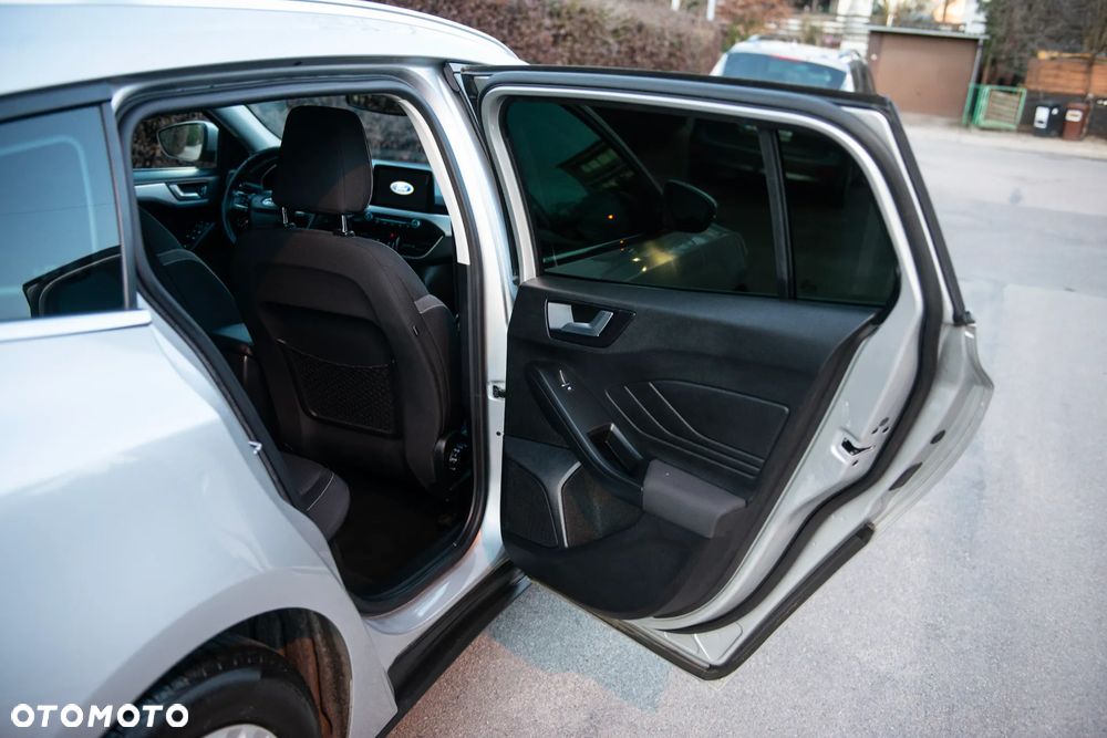 Ford Focus SW 1.5 EcoBlue S&S TITANIUM - 35