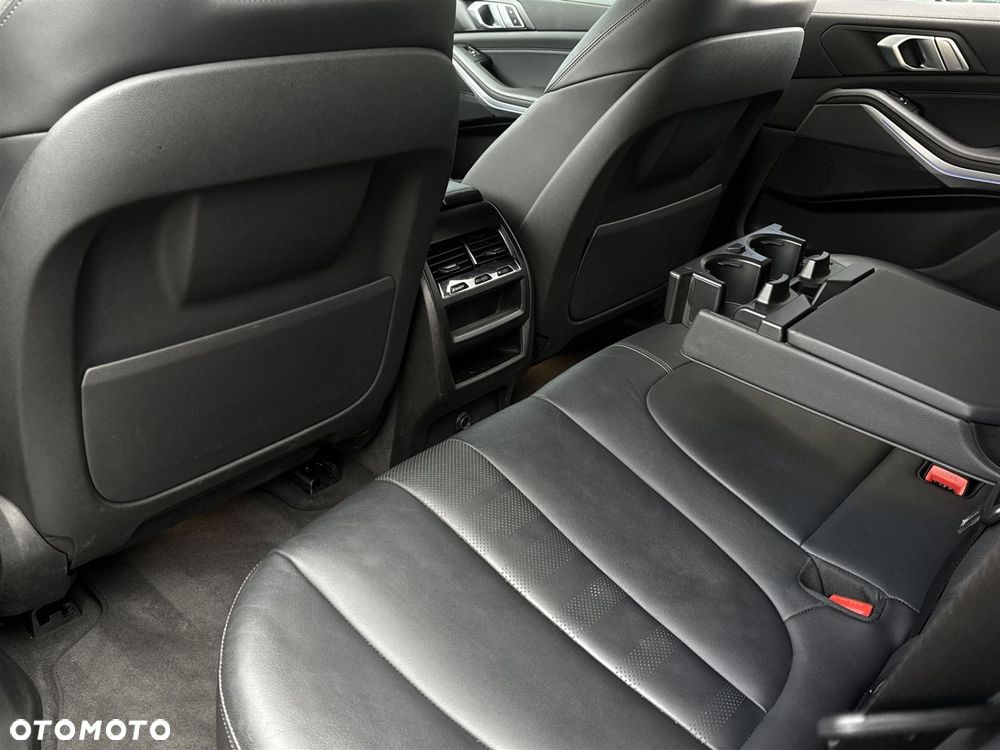 BMW X5 xDrive25d - 23
