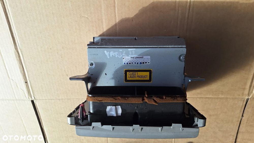 RADIO TOYOTA YARIS II - 2