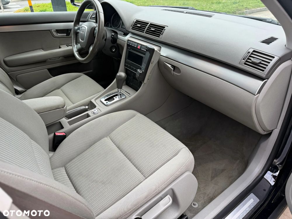 Audi A4 Avant 2.0 TDI Multitronic - 8