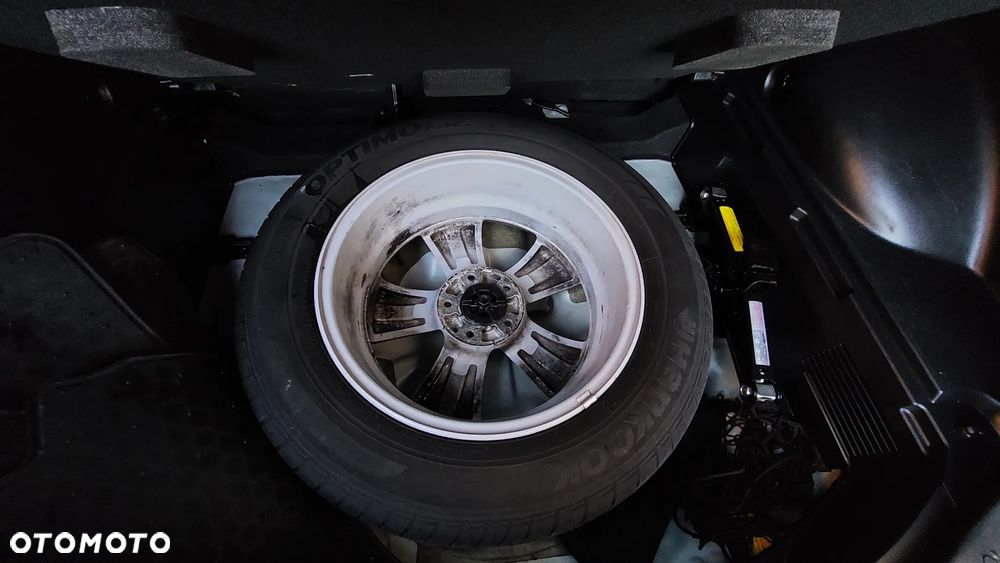 Kia Sportage 2.0 CRDI 4WD Dream-Team Edition - 13