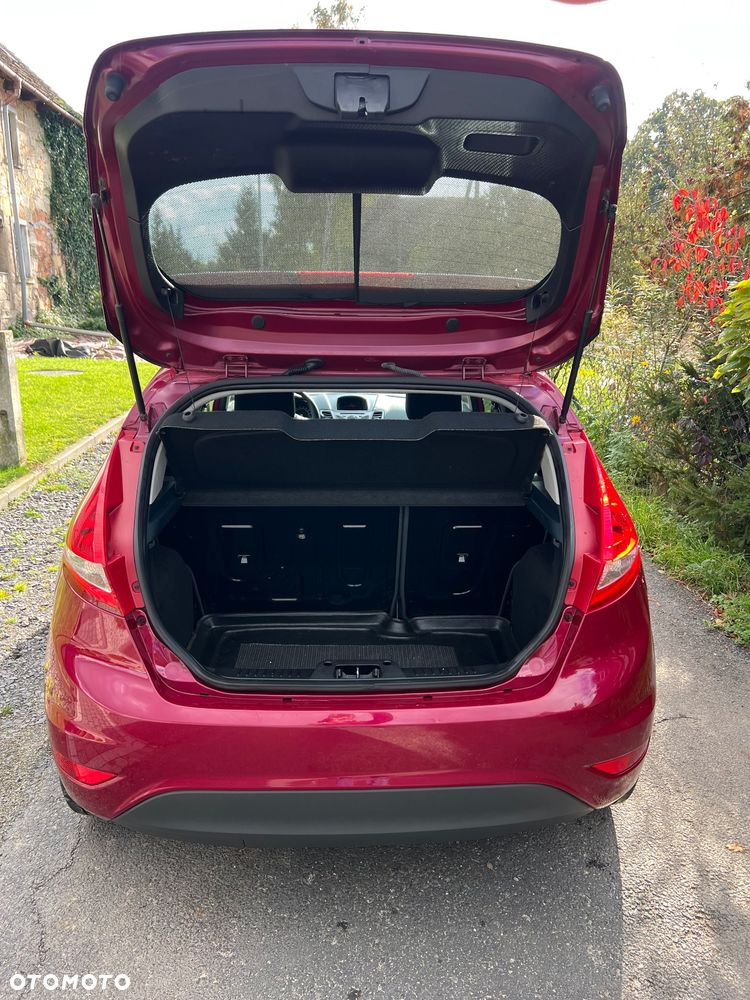 Hyundai i10 - 12