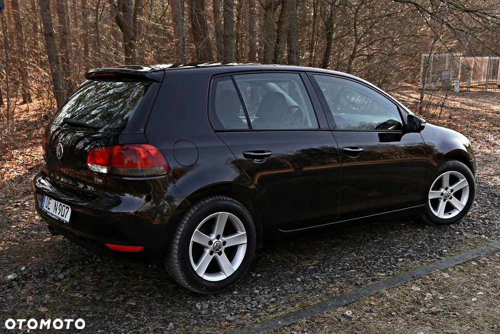 Volkswagen Golf 2.0 TDI DPF Comfortline - 22