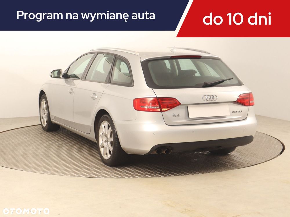 Audi A4 Avant - 6