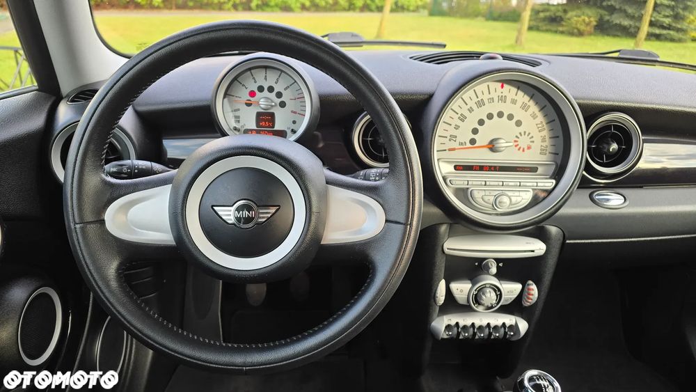 MINI Clubman - 13