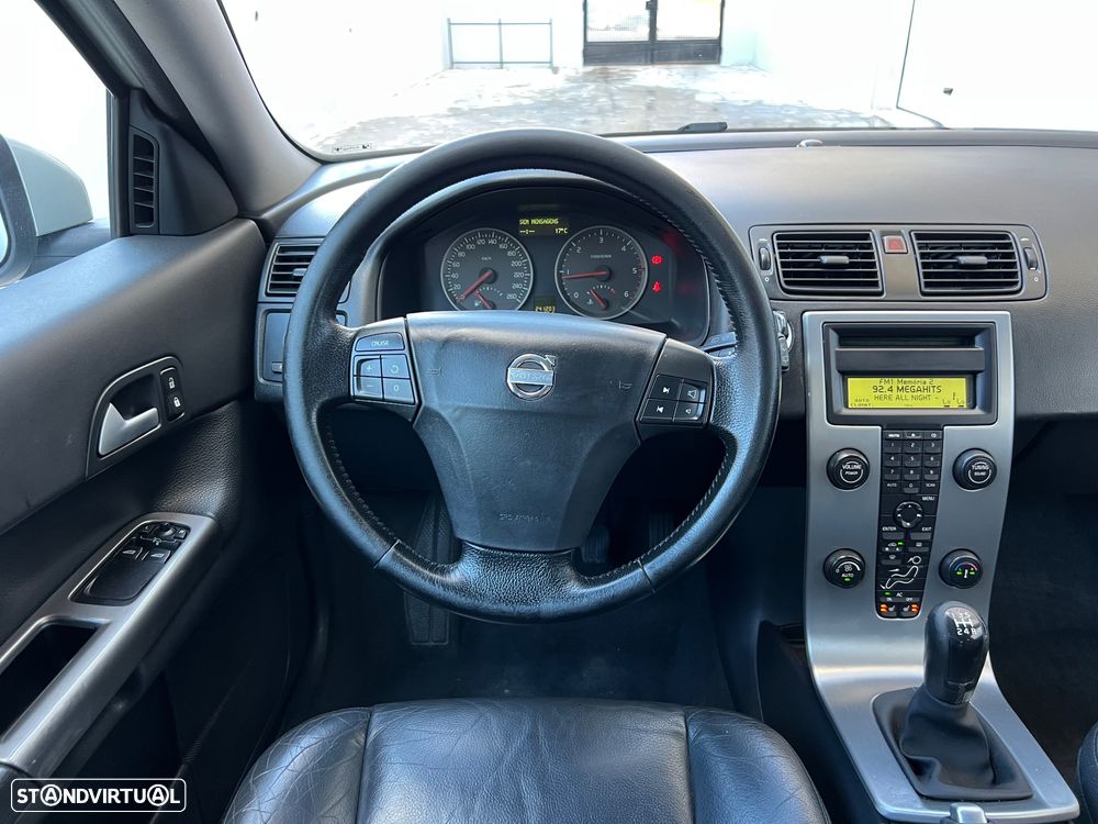 Volvo C30 1.6 D Drive Momentum - 24