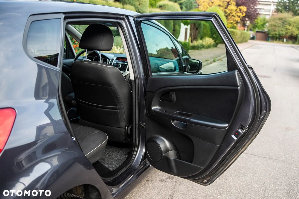 Kia Venga 1.6 CVVT Edition 7 - 32