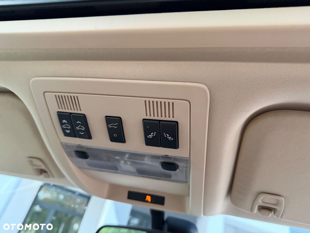 Cadillac Escalade 6.2 V8 Platinum - 30