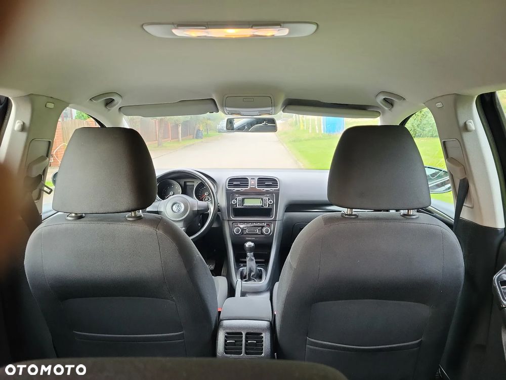 Volkswagen Golf - 28