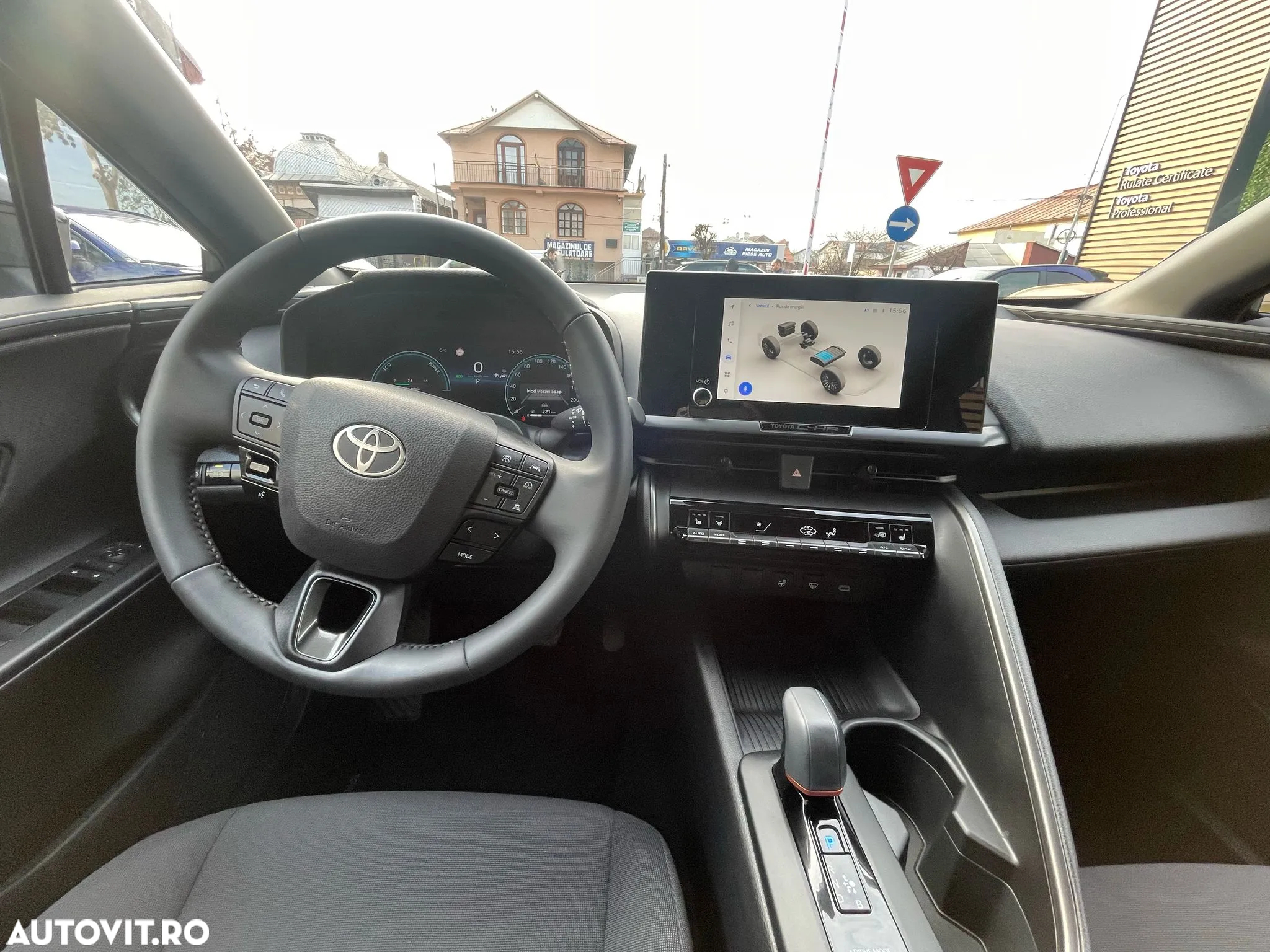 Toyota C-HR - 10