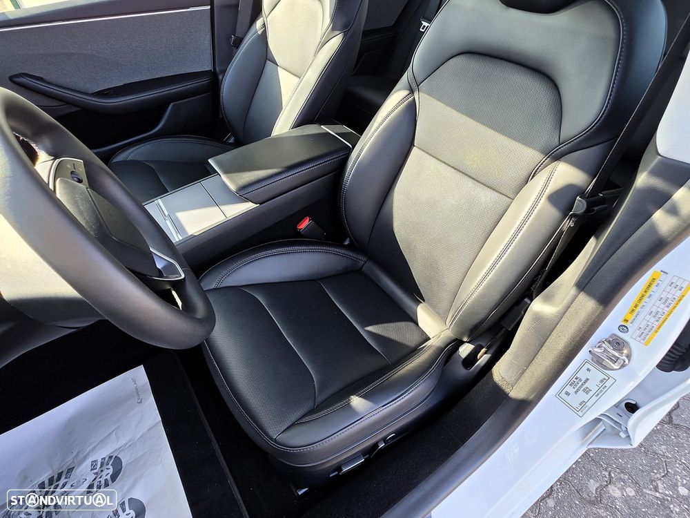 Tesla Model 3 Standard Range Plus RWD - 14