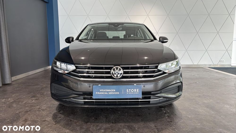 Volkswagen Passat 2.0 TDI EVO Business DSG - 8