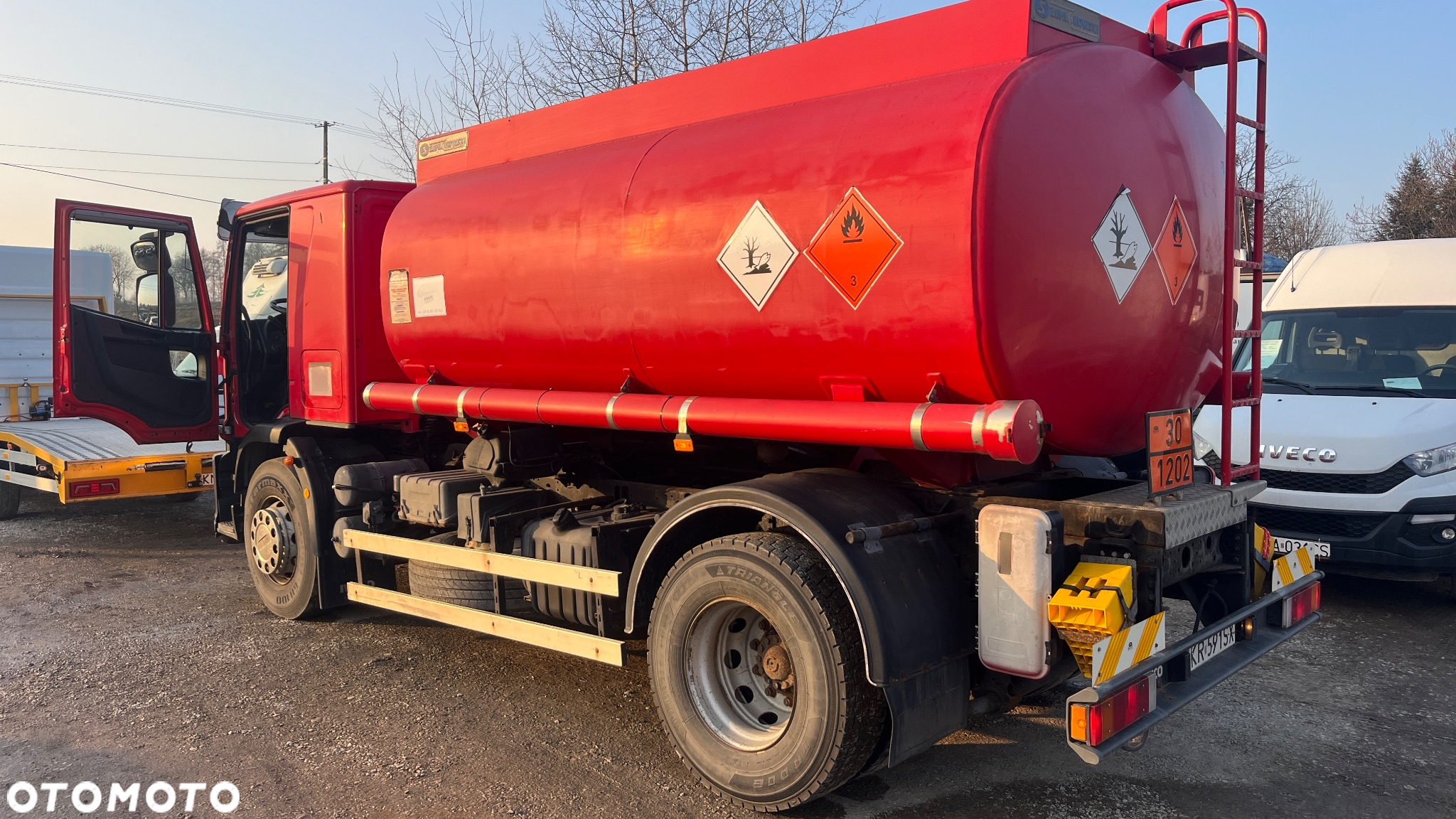 Iveco EUROCARGO  ML180E28P - 2
