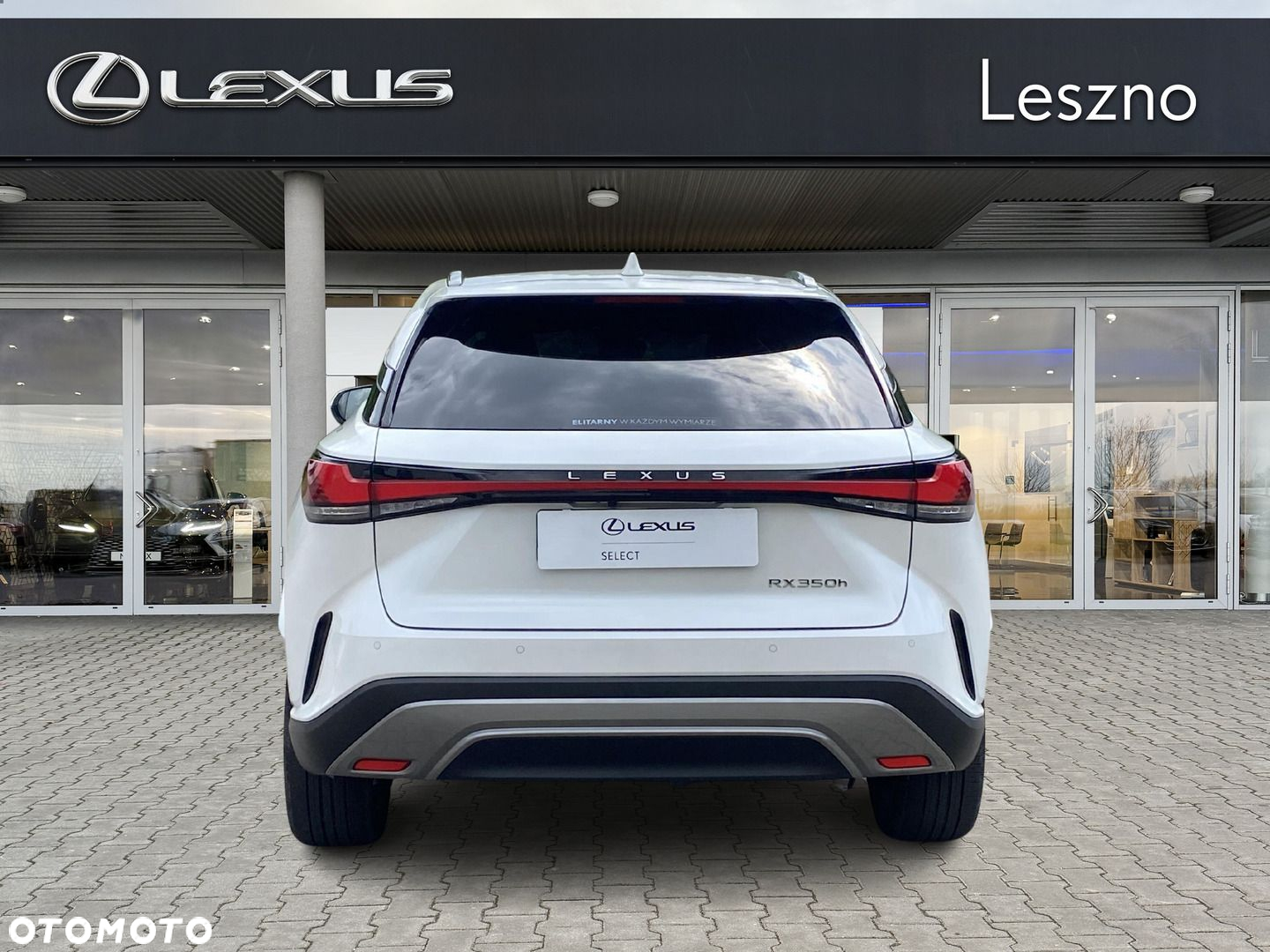 Lexus RX - 8