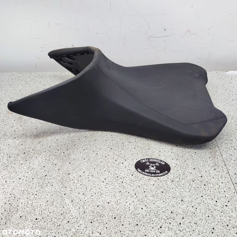 Kanapa, fotel przód, siedzenie kierowcy KTM 1290 Super Duke GT - 3