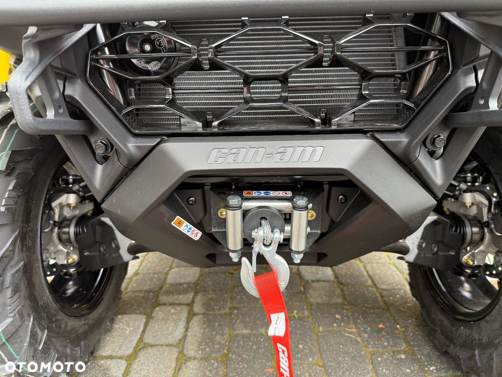 Can-Am Outlander Max - 18