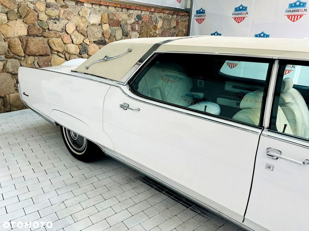 Lincoln Continental - 10