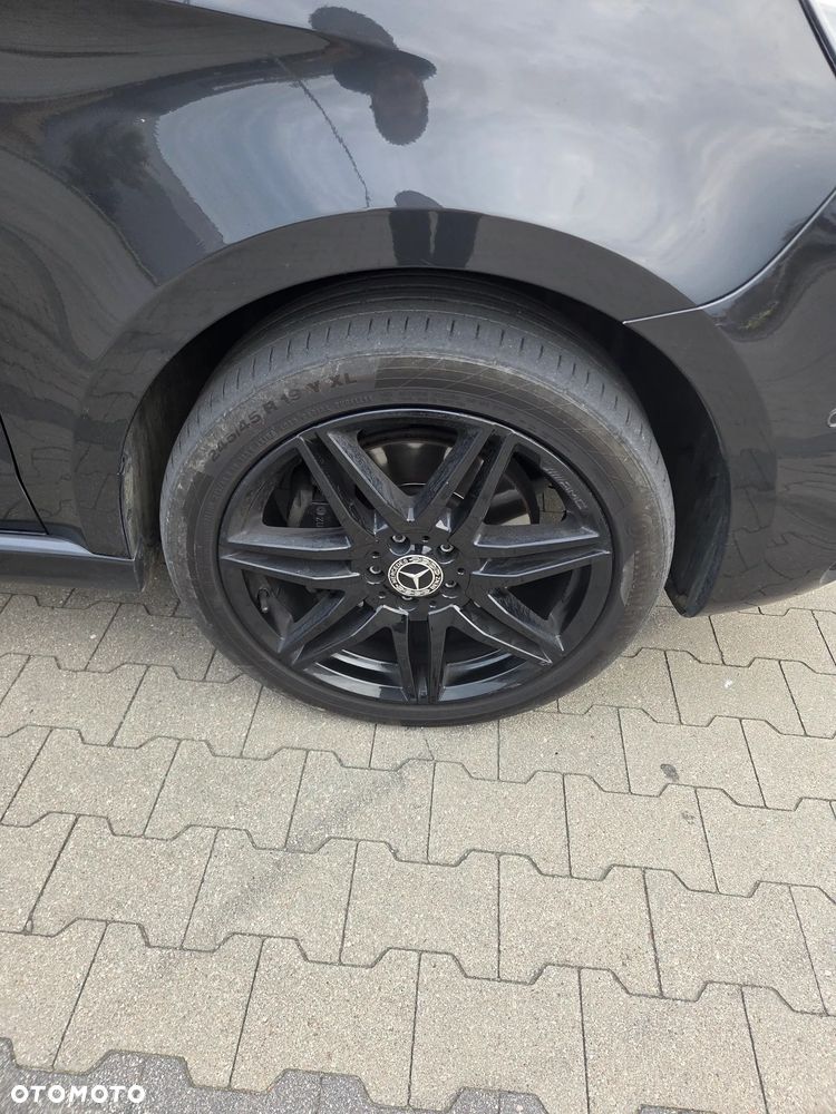 Mercedes-Benz Klasa V 300 d 4-Matic 9G-Tronic (d³ugi) - 5