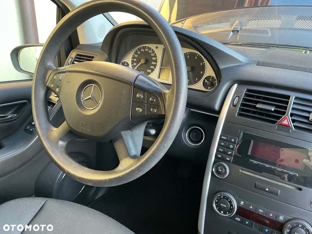 Mercedes-Benz Klasa B 170 BlueEFFICIENCY - 20