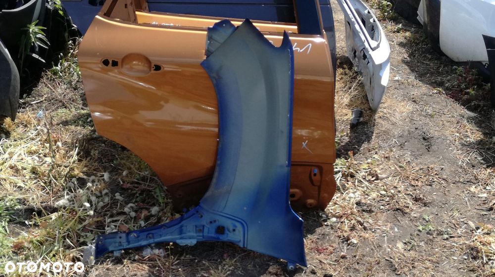 Błotnik Dacia Duster II 2017-2024r. Przód prawy - 2