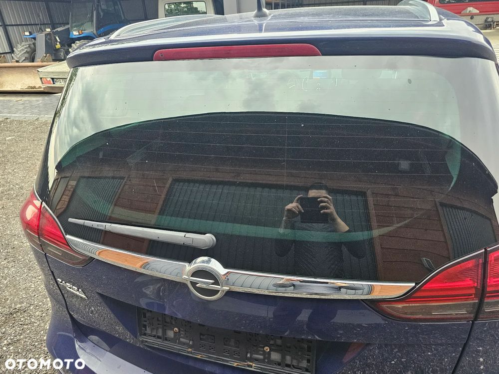 KLAPA BAGAŻNIKA TYŁ OPEL ZAFIRA C 20Z - 5