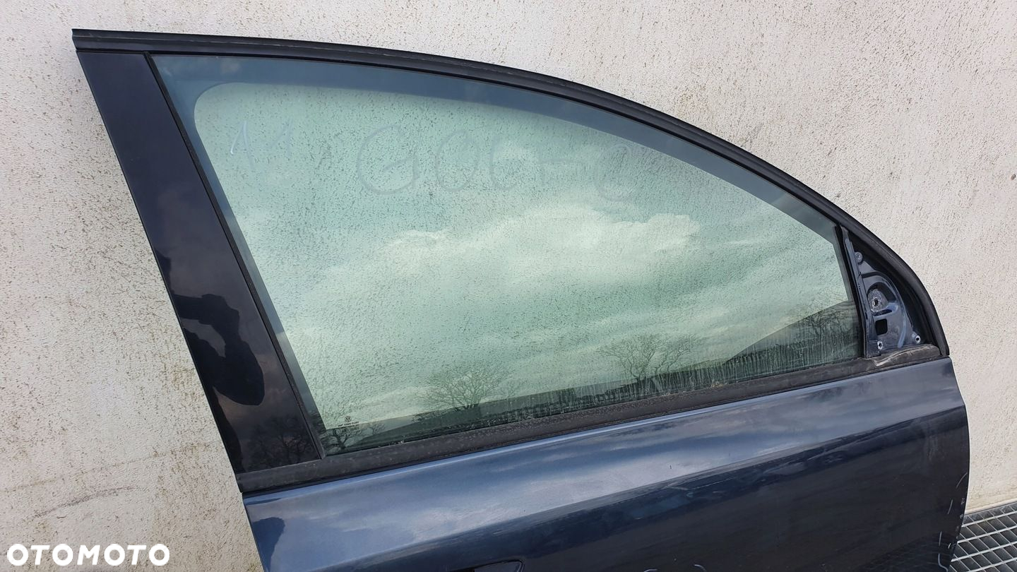 VW Golf 6 VI Drzwi Prawe Przednie Kompletne - 6