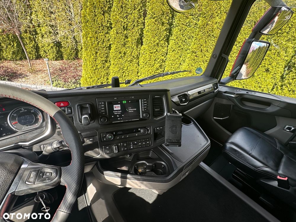 Scania / R500 / 6X2 / HAKOWIEC / Oś-SKRĘTNA-PODNOSZONA / - 40