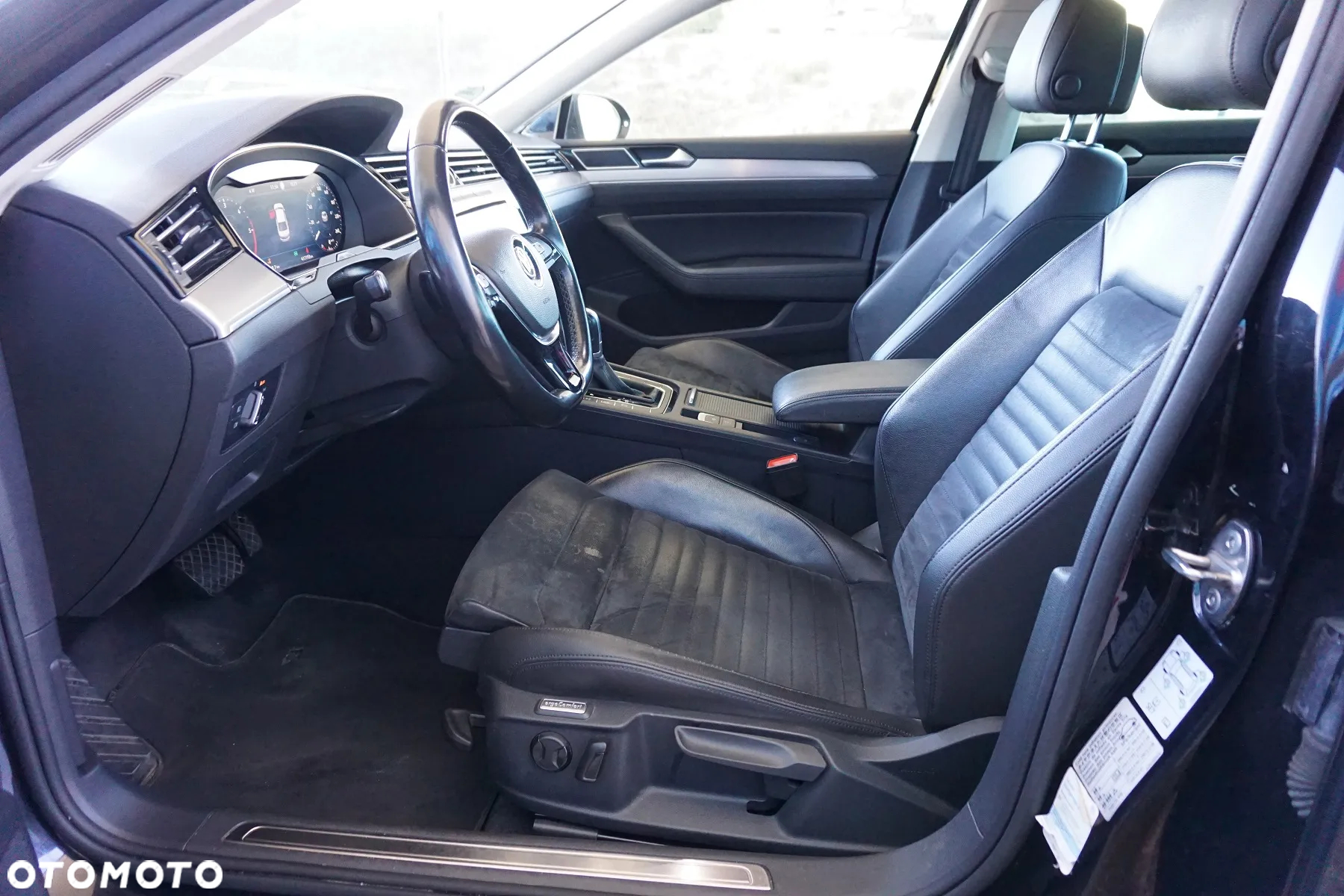 Volkswagen Passat 2.0 TDI Bi-Turbo BMT 4Mot Highline DSG - 18