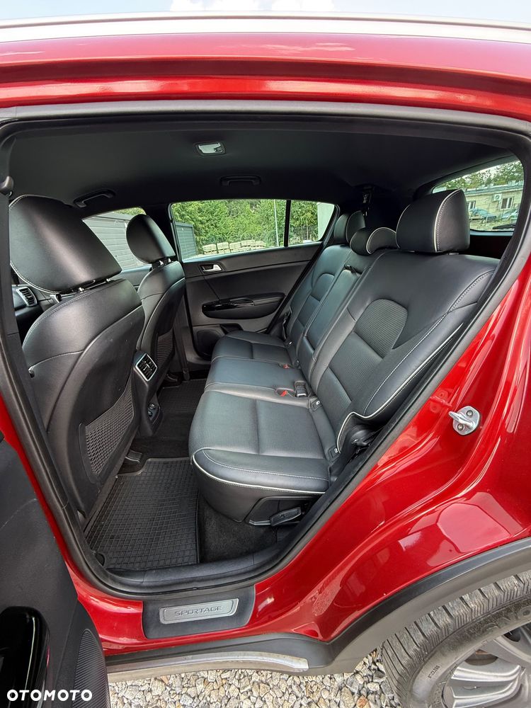 Kia Sportage 1.6 T-GDI AWD DCT GT LINE - 17