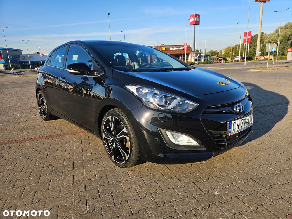 Hyundai i30 blue 1.6 GDI YES Gold - 25