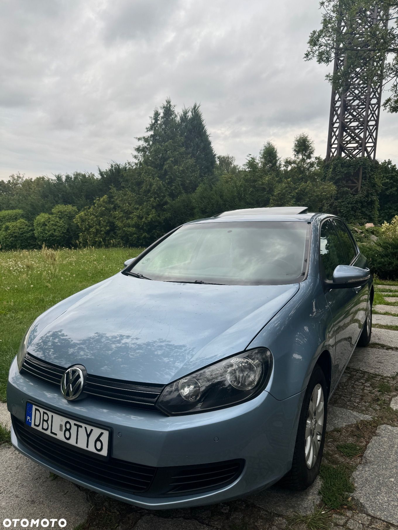 Volkswagen Golf - 1
