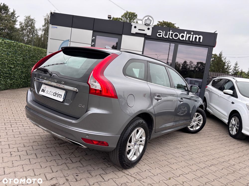 Volvo XC 60 D4 Geartronic Momentum - 12