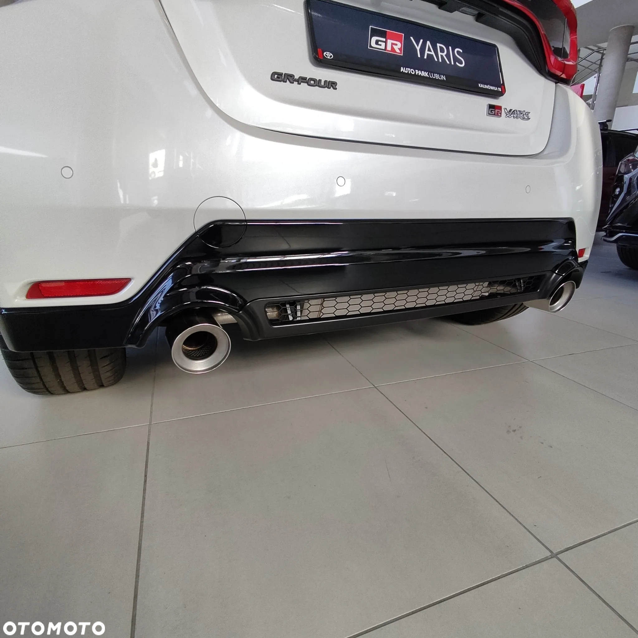 Toyota Yaris GR 1.6 Dynamic - 12