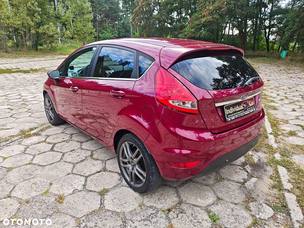 Ford Fiesta 1.6 Ti-VCT Titanium - 21